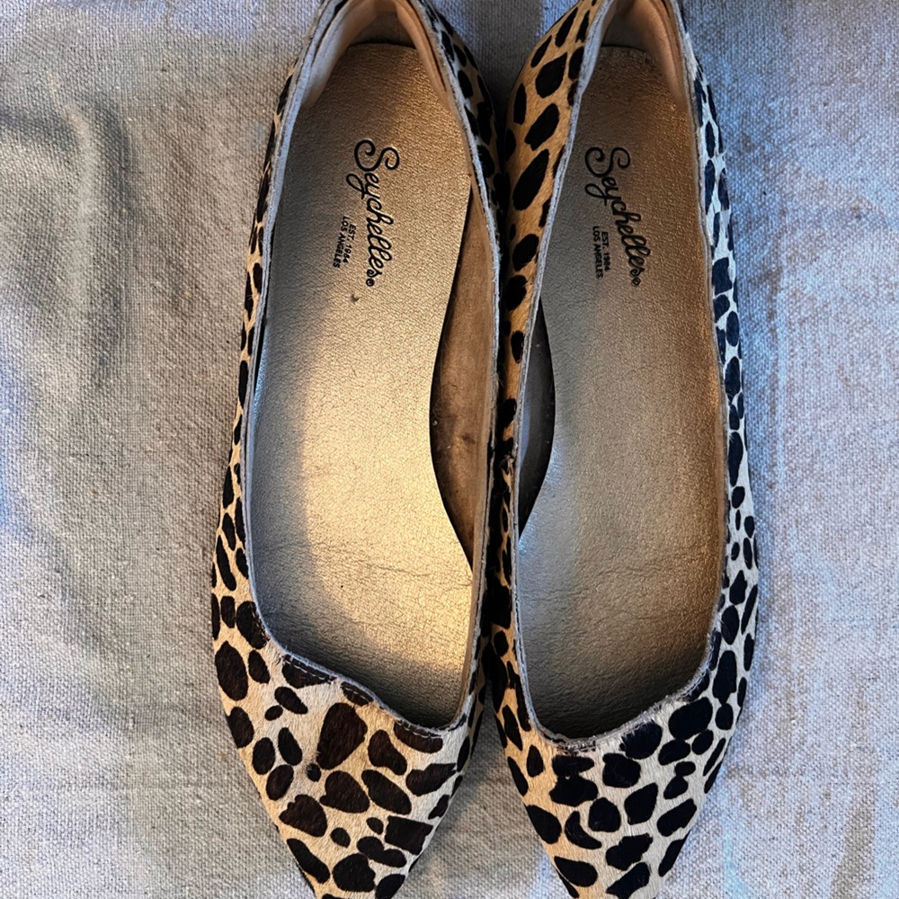 seychelles leopard flats